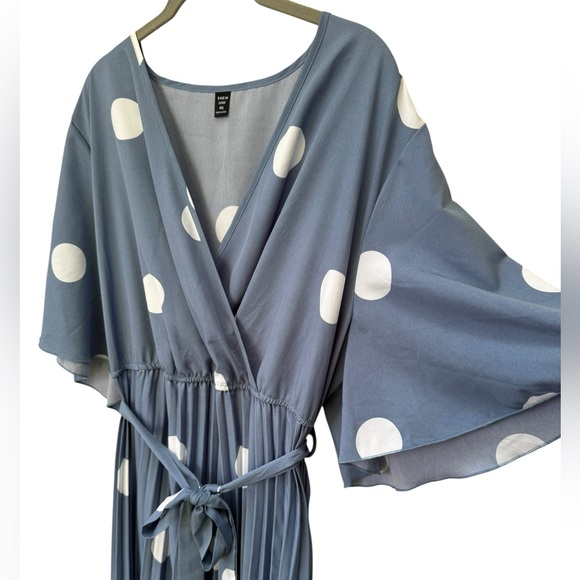 SHEIN Blue Polka Dot Maxi Dress size 4X - Picture 4 of 5